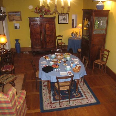Le Logis Des Tourelles Bed & Breakfast Beaupreau ภายนอก รูปภาพ